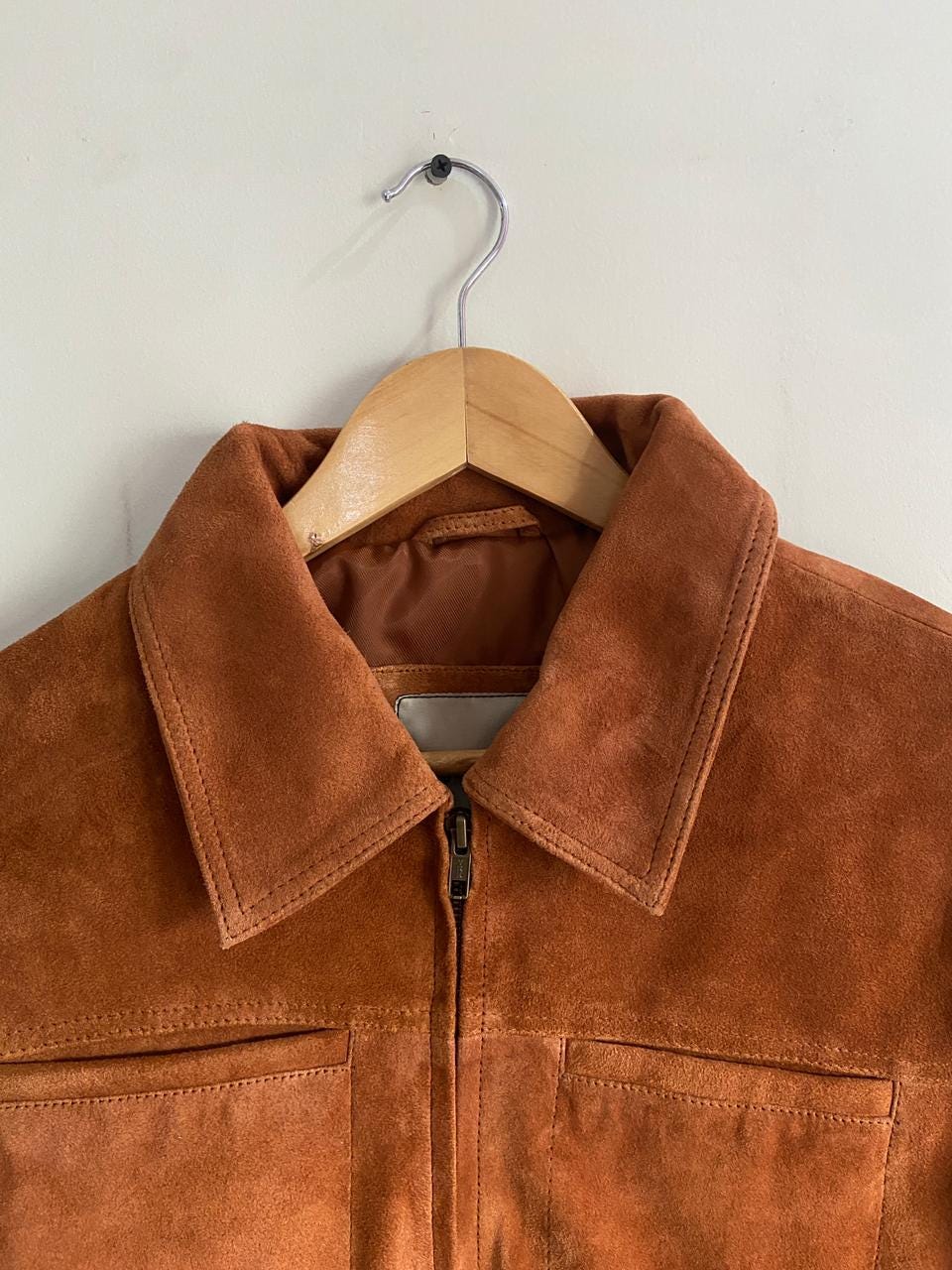 Men’s Tan Suede Jacket – Slim Fit, Classic Outerwear